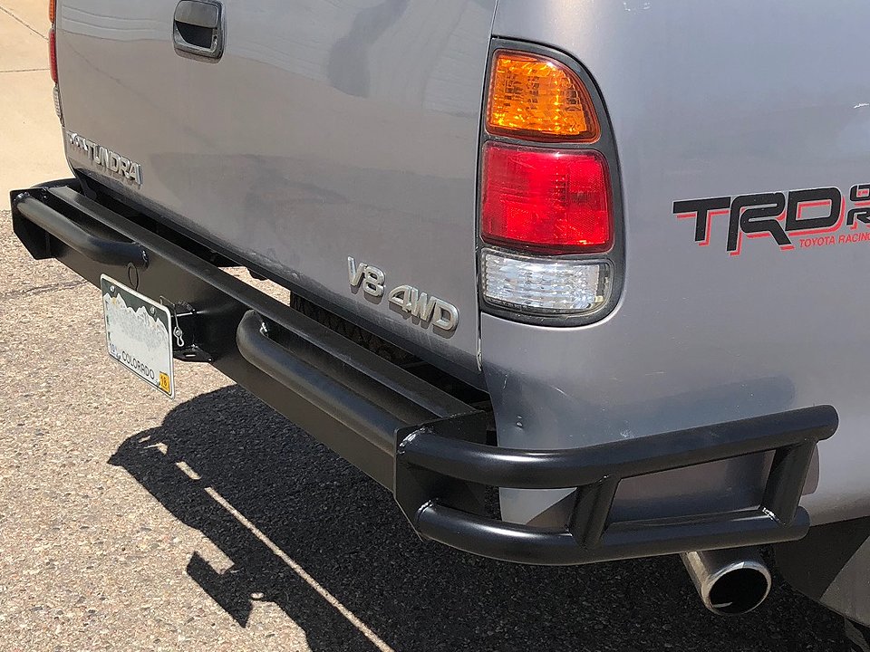 00-06TundraRear_002.jpg