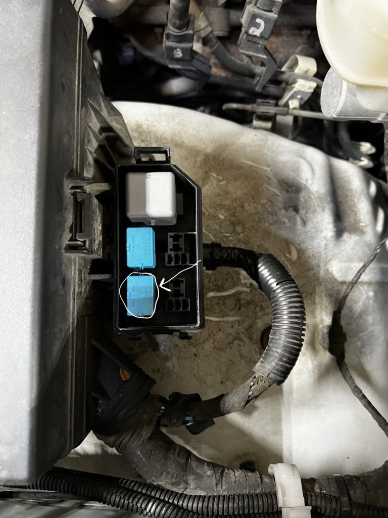 003 fuse box.jpg