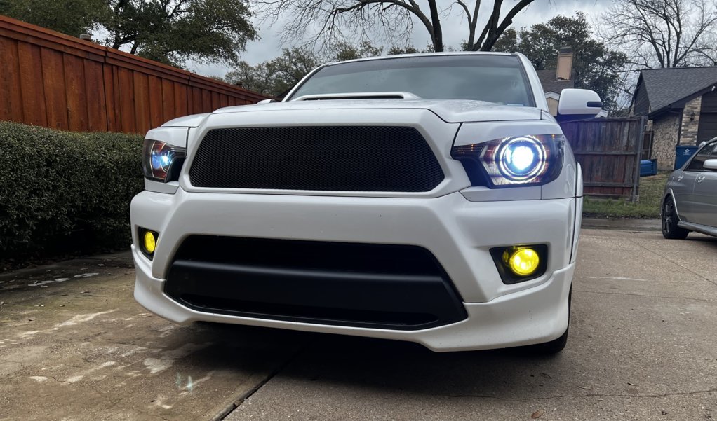 003 Headlights.jpg
