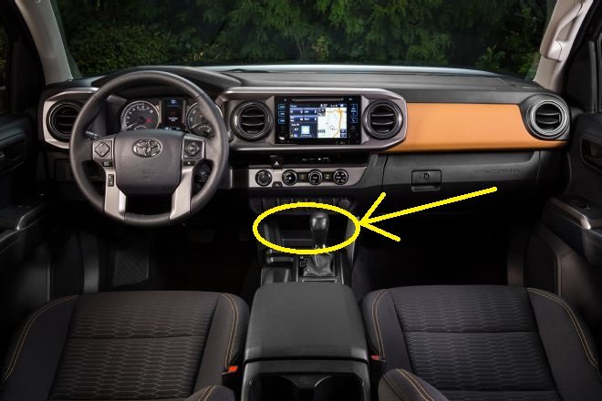 005-2016-toyota-tacoma-sr5-interior.jpg