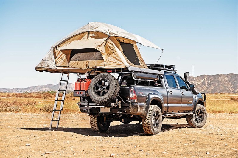 008-2013-toyota-tacoma-double-cab-4x4-arb-series-iii-simpson-roof-top-tent.jpg
