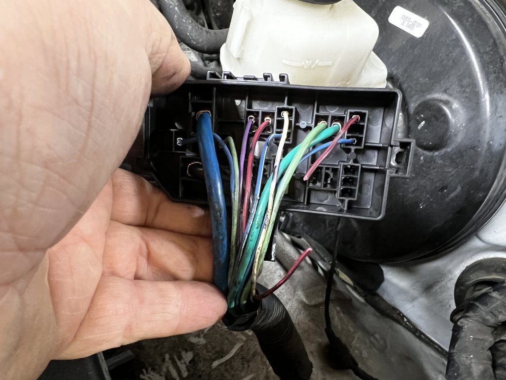 008 Cut Red Wire.jpg