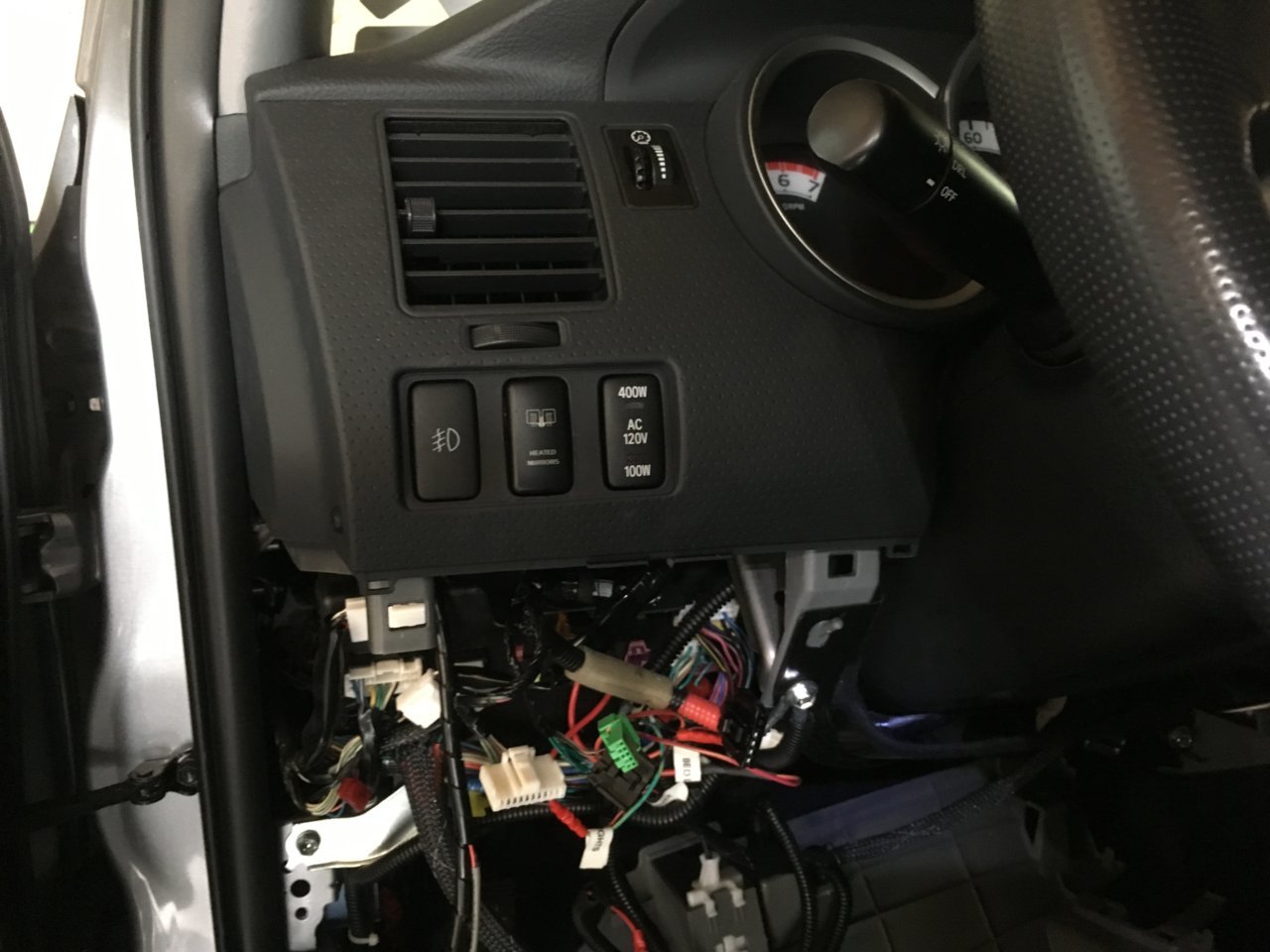 008_Heated_Mirror_Switch_Installed.jpg
