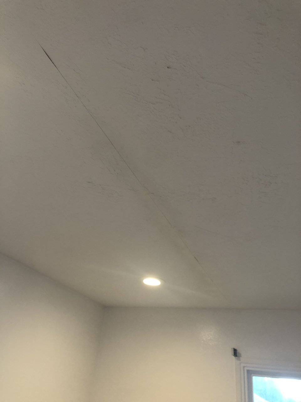 009EC423-43EC-4744-BBBA-E88E18955038.jpg