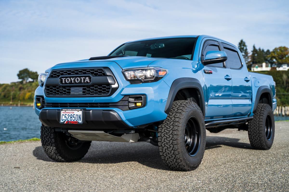 ***2018 Tacoma TRD Pro, Cav Blue, King Suspension, Seattle WA