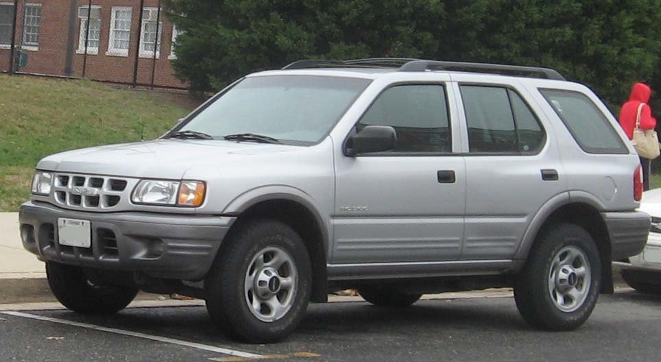 01-03_Isuzu_Rodeo.jpg