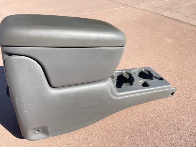 01-04_Console01.jpg