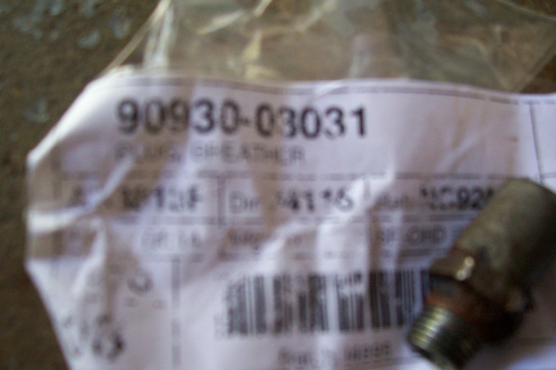 01 Tacoma rear diff breather 003.jpg