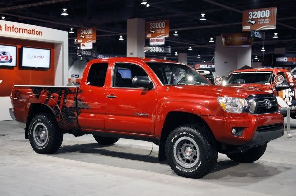 01-toyota-tacoma-trd-baja-sema-600x398_15394428bf679887b3696f613e90e91cd301bbea.jpg
