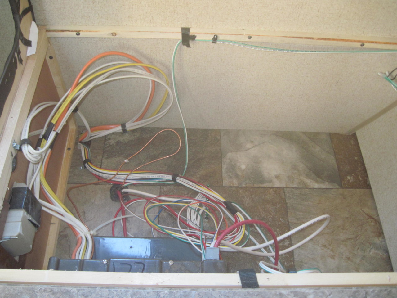 010.jpg