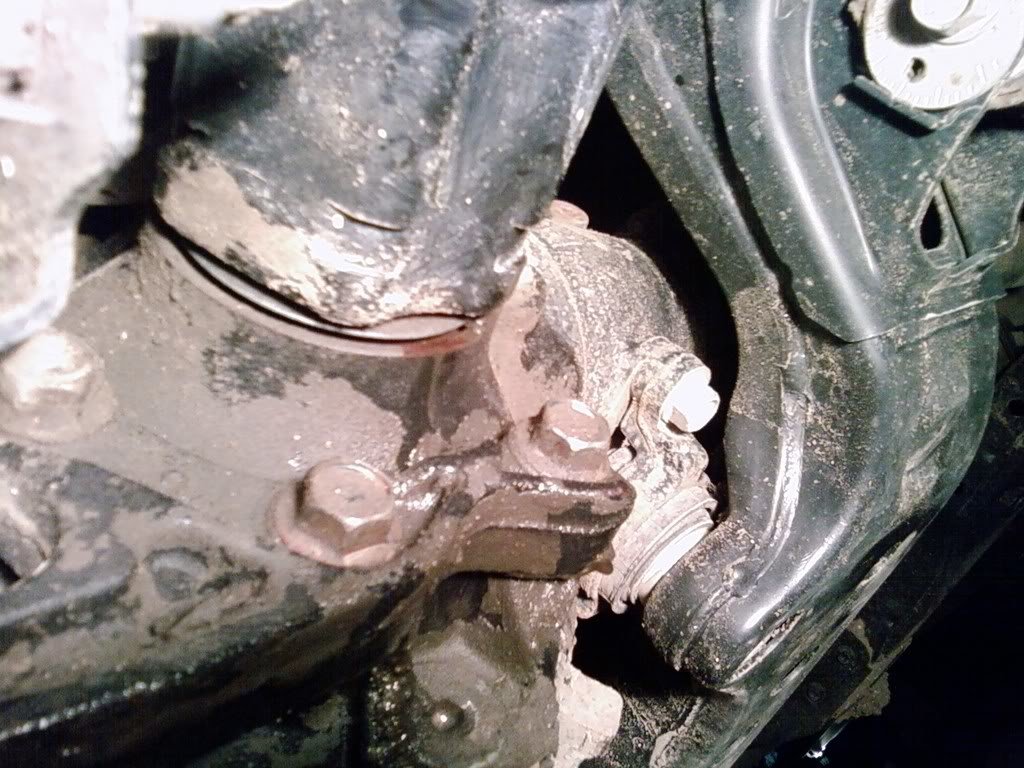 I Sprung A Leak Front Differential That Is And Need Help