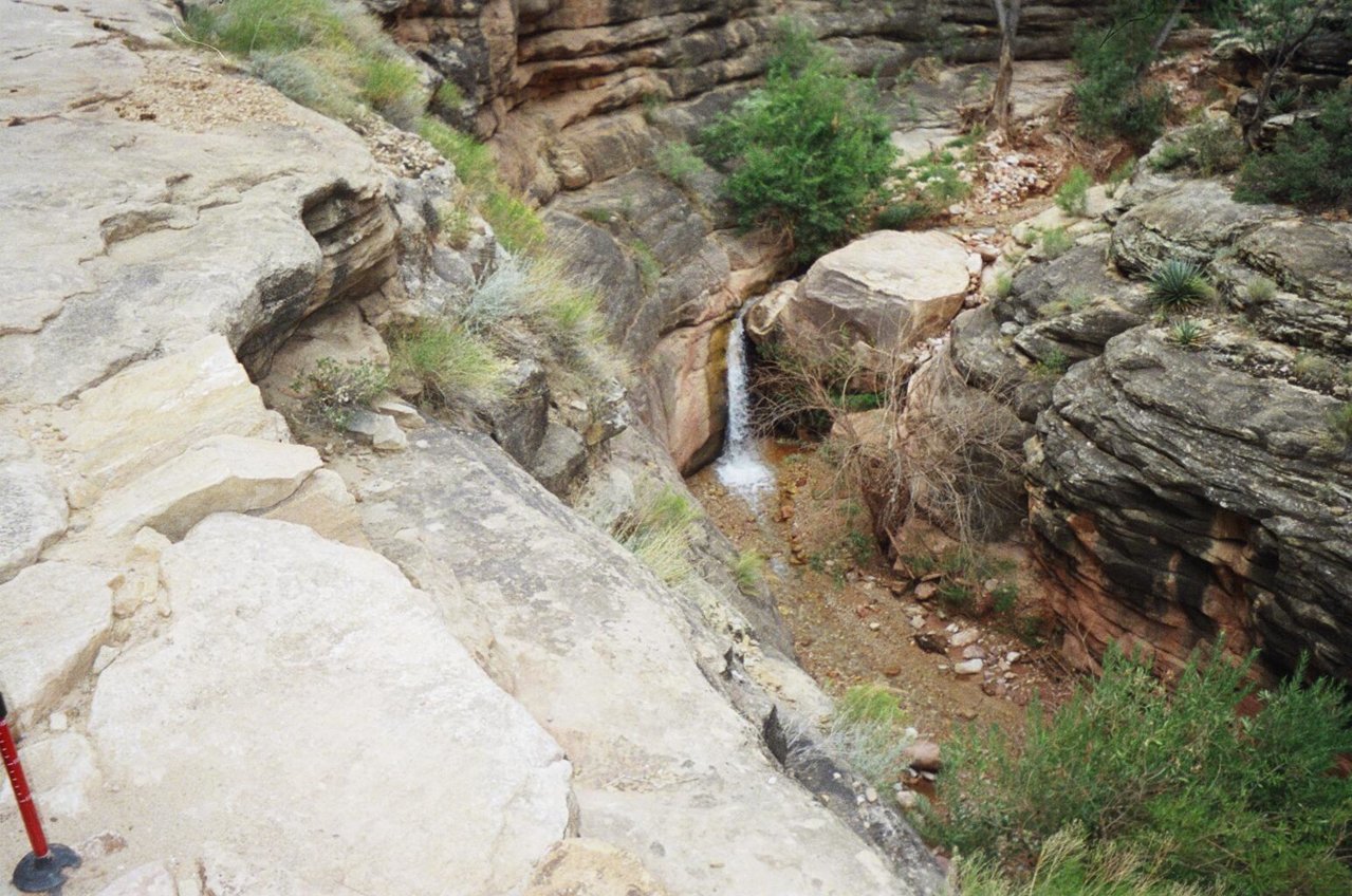 011_16A.jpg