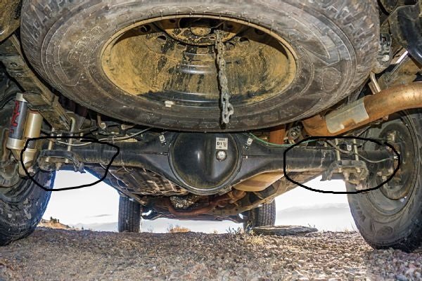 013-fwoty-2017-axles-2017-toyota-tacoma-trd-pro-rear-axle-detail.jpg