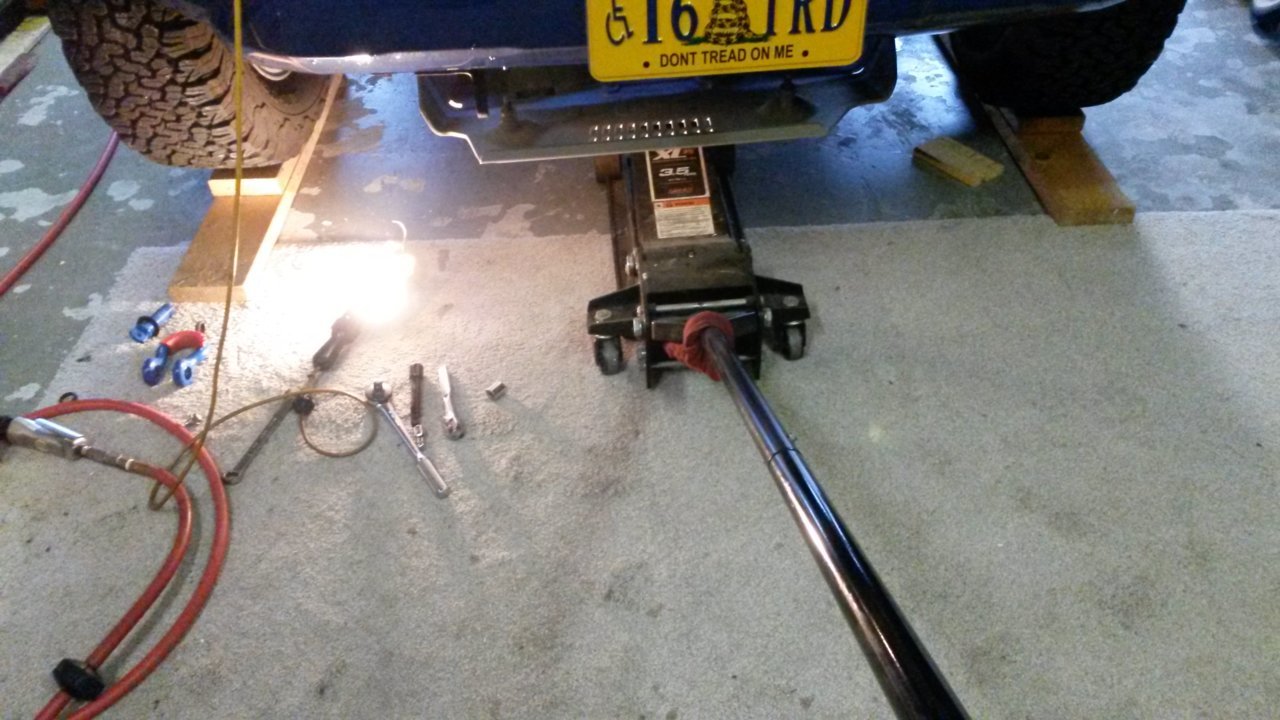 019 install skid plate.jpg