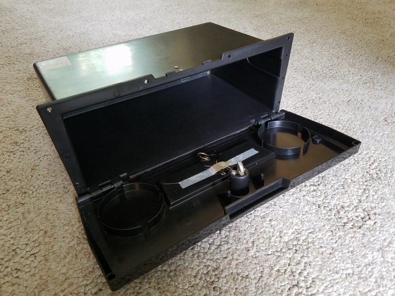 02-Box_open-r.jpg