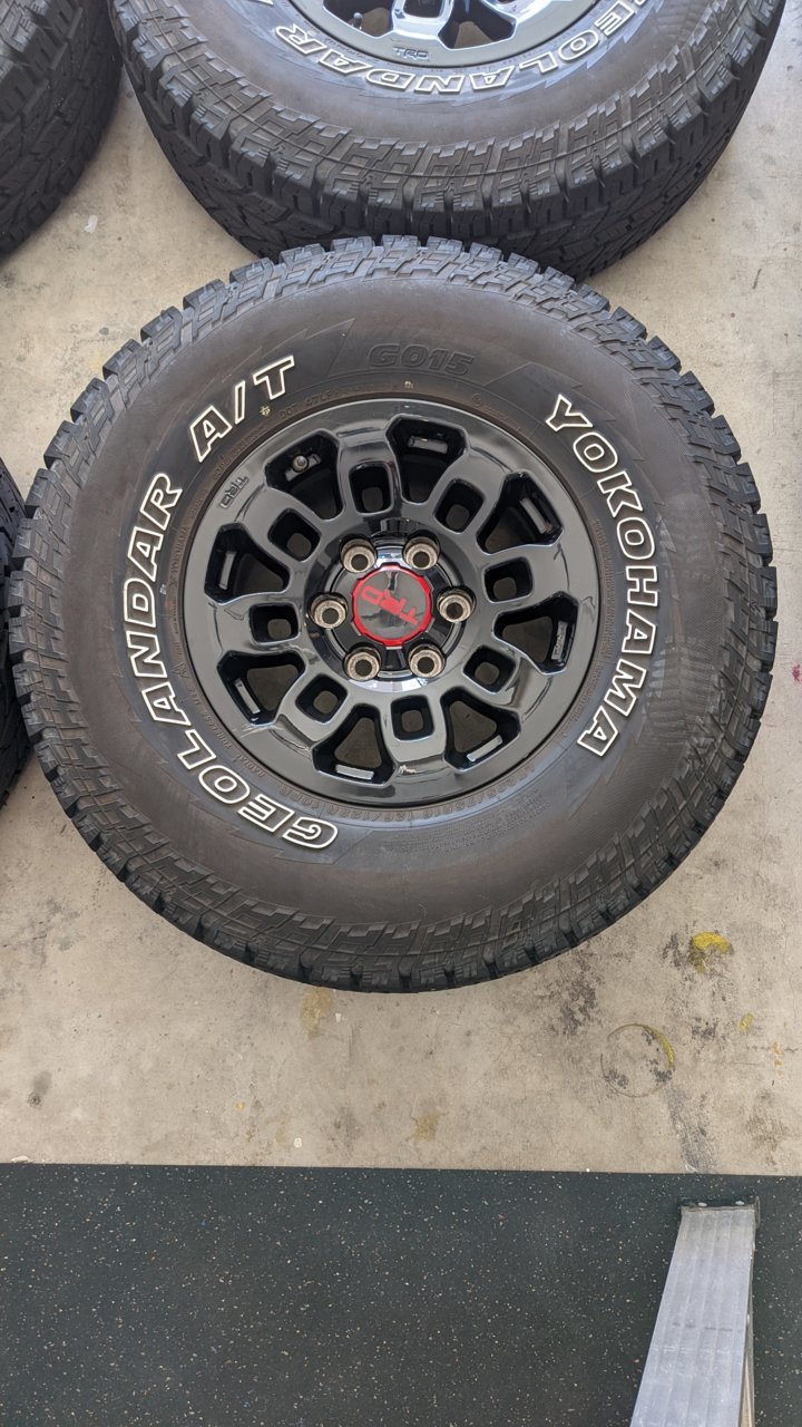 02 Tire 1.jpg