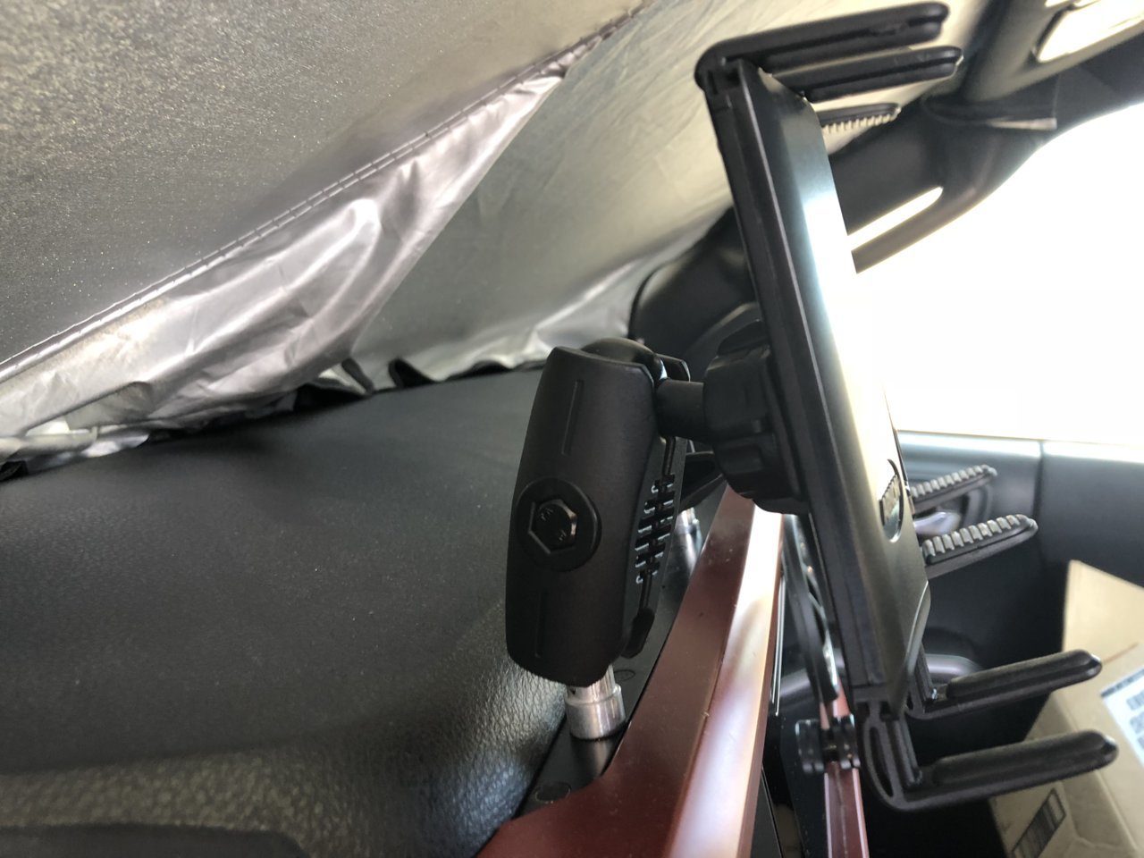 023E7CAF-E386-47AE-9B77-0CF118F1D9C6.jpg