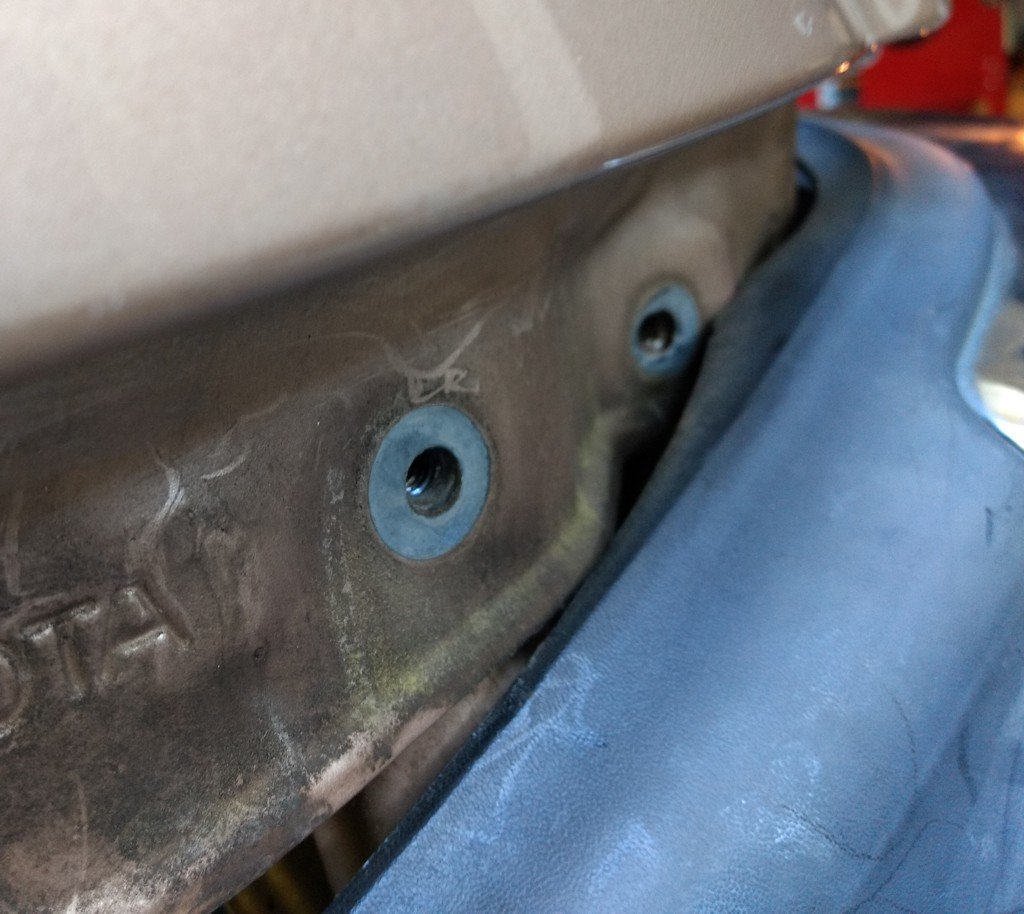 02_Fender_Removal_6967345a026f3aa3c72a6ed476602e3b28e66679.jpg