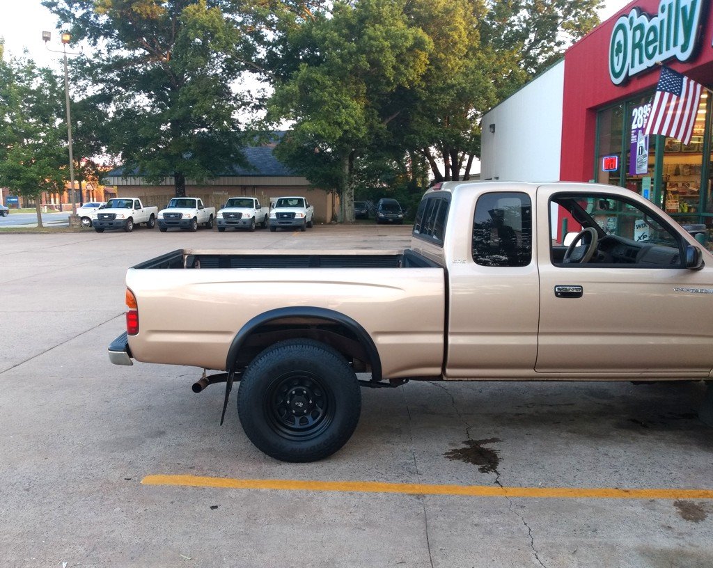 02_Wheels_Rear_6f04e5b480f04d2c5cb9cec7f02804d041aa2ff7.jpg