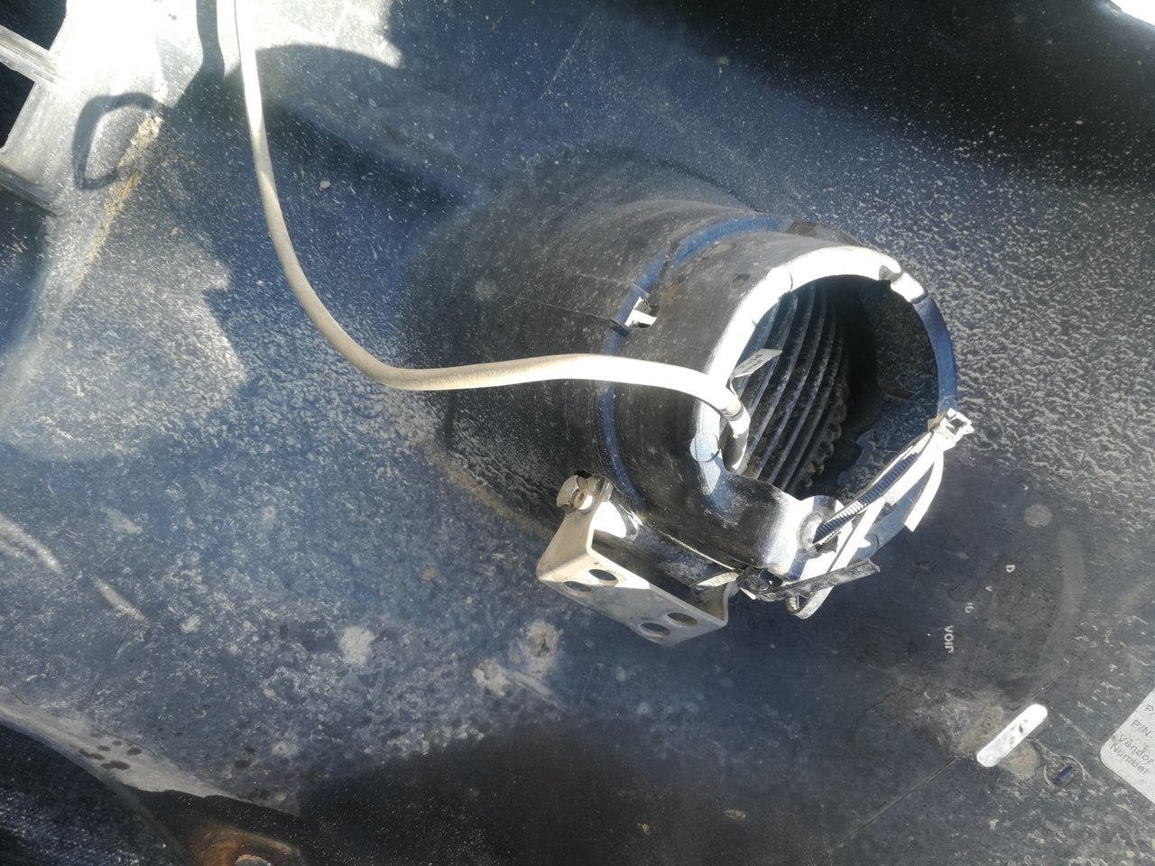 03-Removing old bumper-04.jpg