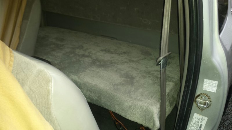 03 yota dog bed.jpg