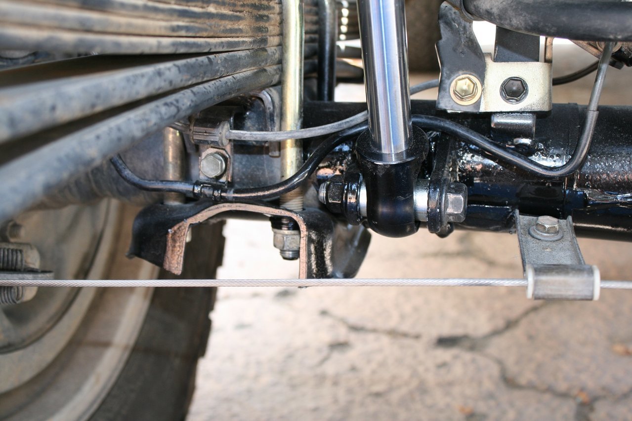 04 Tacoma ICON 2_5 Rear Shocks and Mounts  (13).jpg