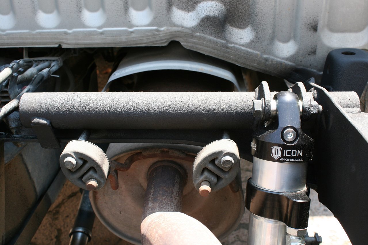 04 Tacoma ICON 2_5 Rear Shocks and Mounts  (6a).jpg