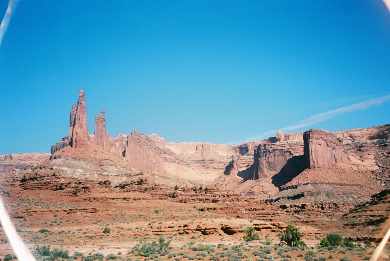 0403401_0403401-r1-037-17.jpg