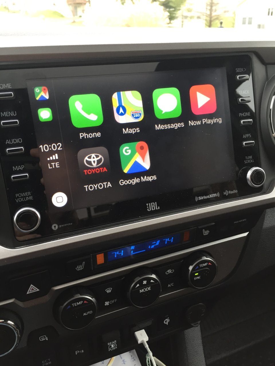 toyota tacoma with navigation system