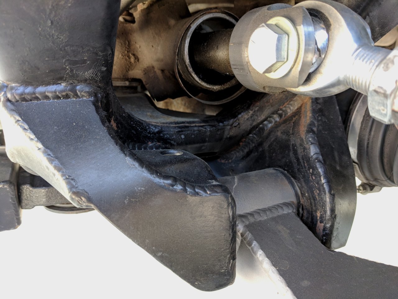 05 tacoma - lca gusset frnt weld1 install.jpg