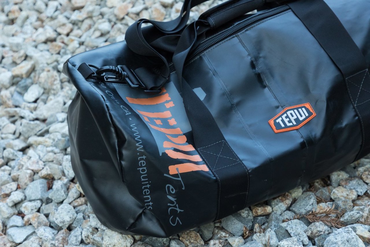058_4U0A0386_cover_bags_2000px_1400x.jpg