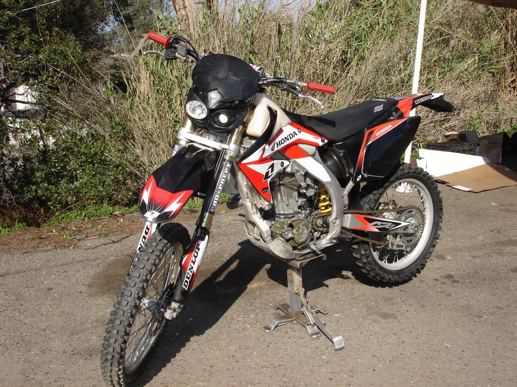 05CRF450R003_ae75e549187fa59d8da966a2d584048ca776e0e7.jpg