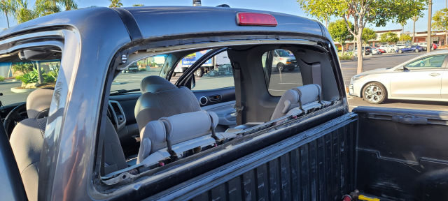 06.03.21 Broken Rear Window 2011 Toyota Tacoma - 007.jpg