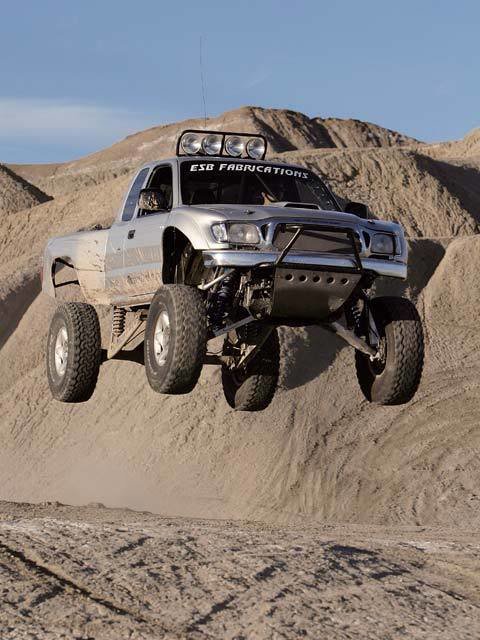 0603or_01z2001_Toyota_Tacoma_ExtraC_ba175327b5b67a7c089f87fc2b83a1f9c330494c.jpg