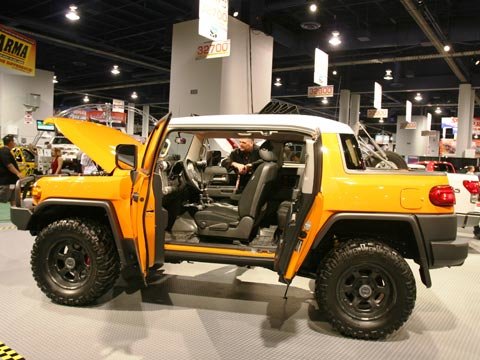 0611_z+2007_toyota_FJ_cruiser+soft.jpg