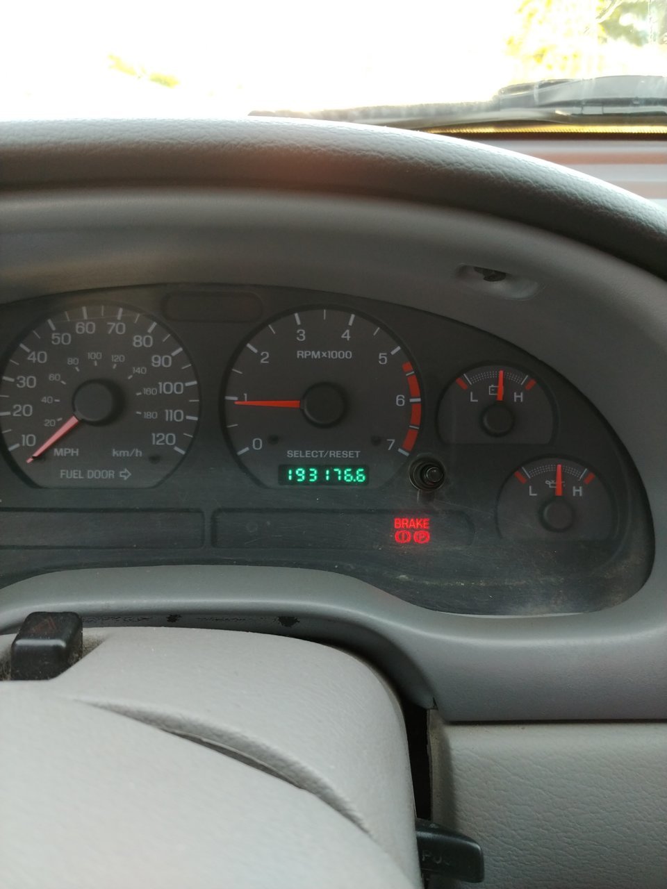 0625200642a.jpg