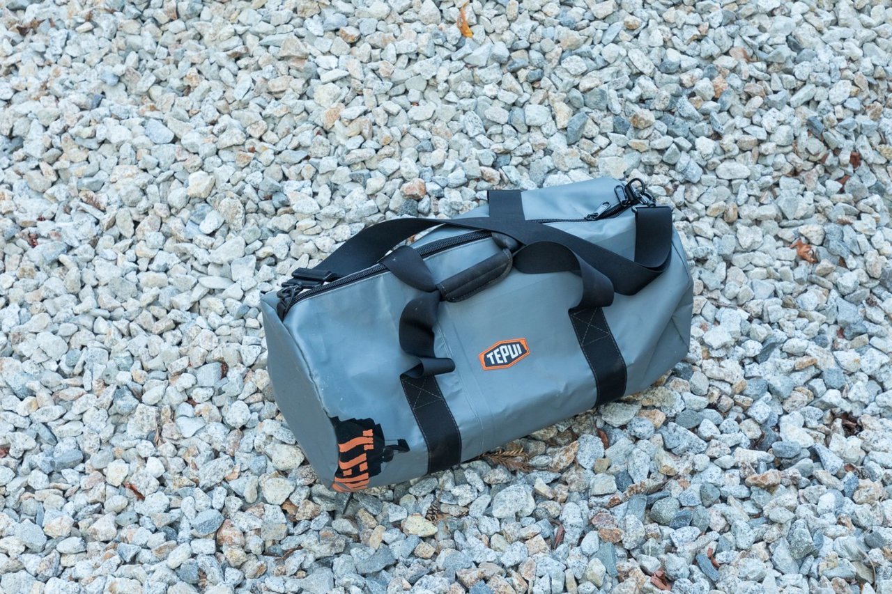 063_4U0A0390_cover_bags_2000px_1400x.jpg