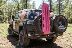 06aeb8794a7c57fdeb221769bf270f45--landcruiser-off-road.jpg