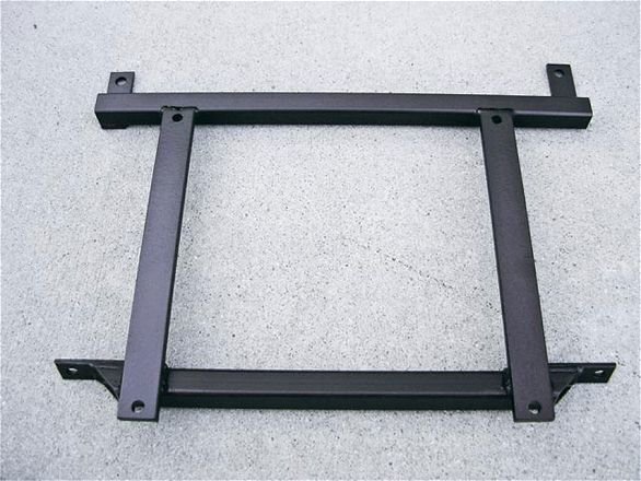 0703_4wd_14_z_+prp_suspension_seats+painted_bracket.jpg