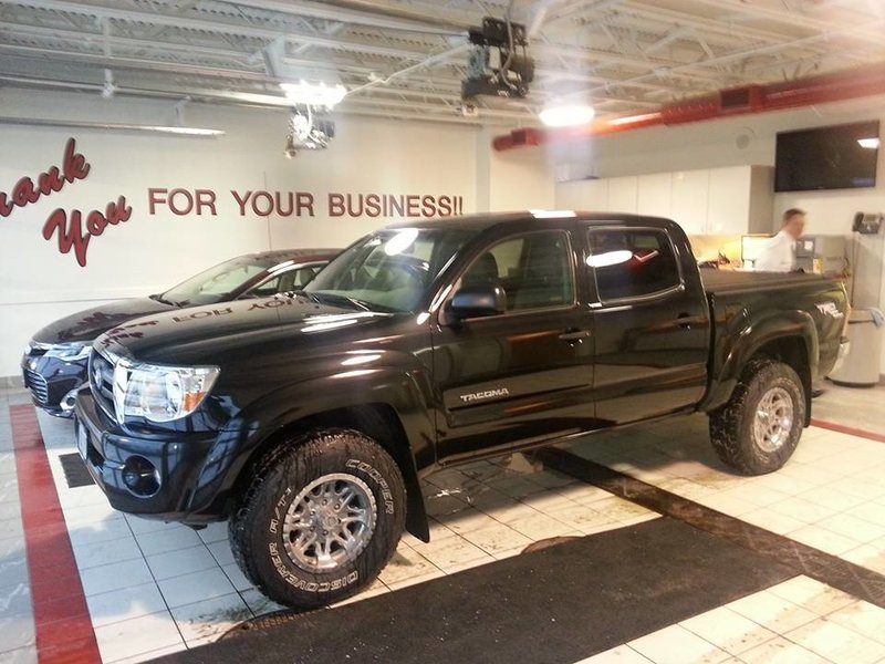08 tacoma.jpg