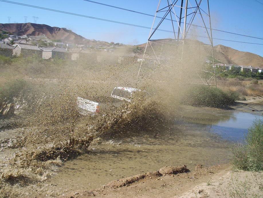 09-24-04Off-roading012_684975274d36e223e7a2250c88bf4fde240c3c8b.jpg