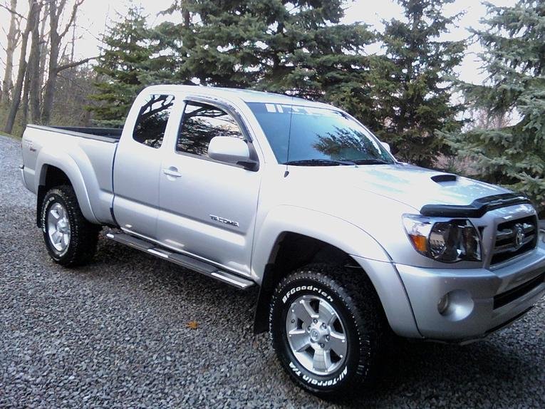 09 tacoma.jpg
