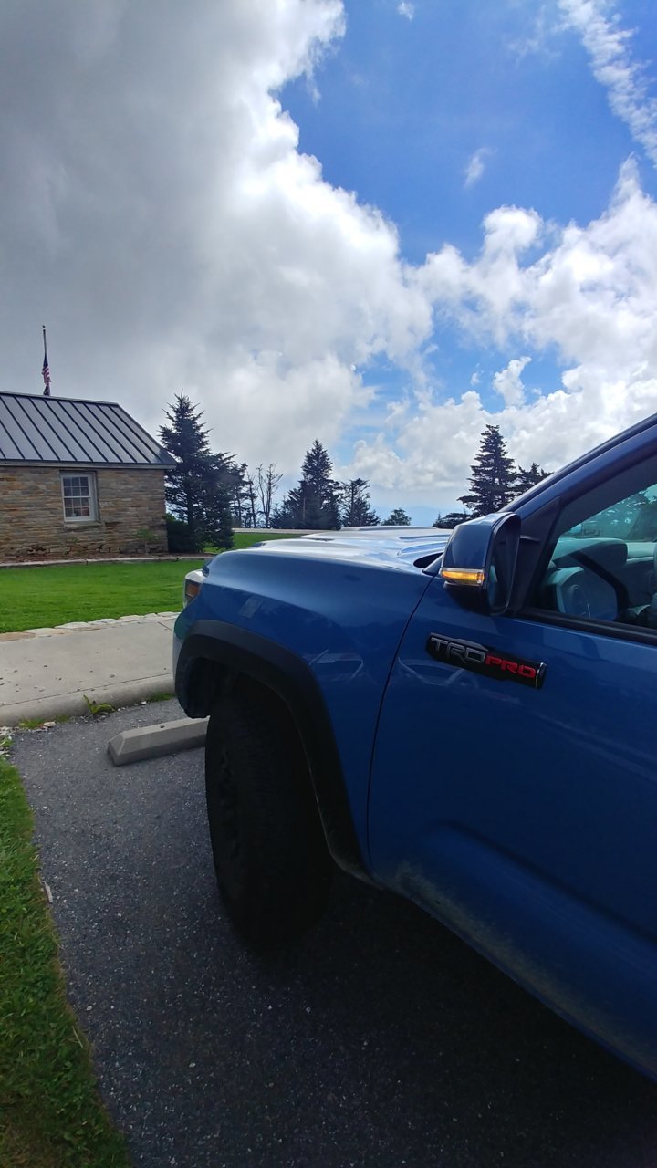 0907181332a_HDR.jpg