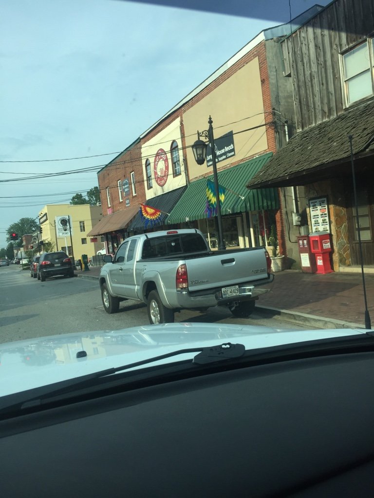 090d3861c5ffd00424d4bdaed23af27e_e57f42cabc47b7c4e32b54a9dbda529511c395dd.jpg