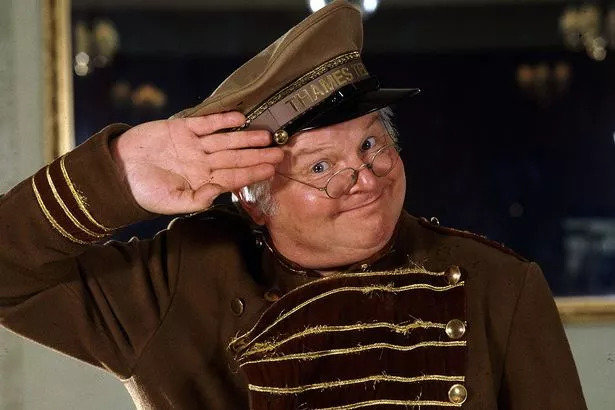 0_Benny-Hill.jpg