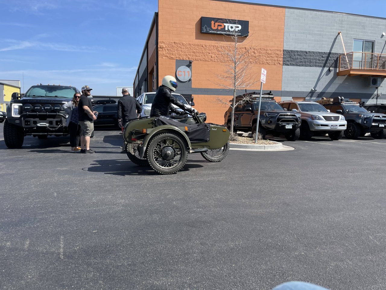 0D5C7EE2-93C7-40A6-B383-0928AC5D6EDB.jpg