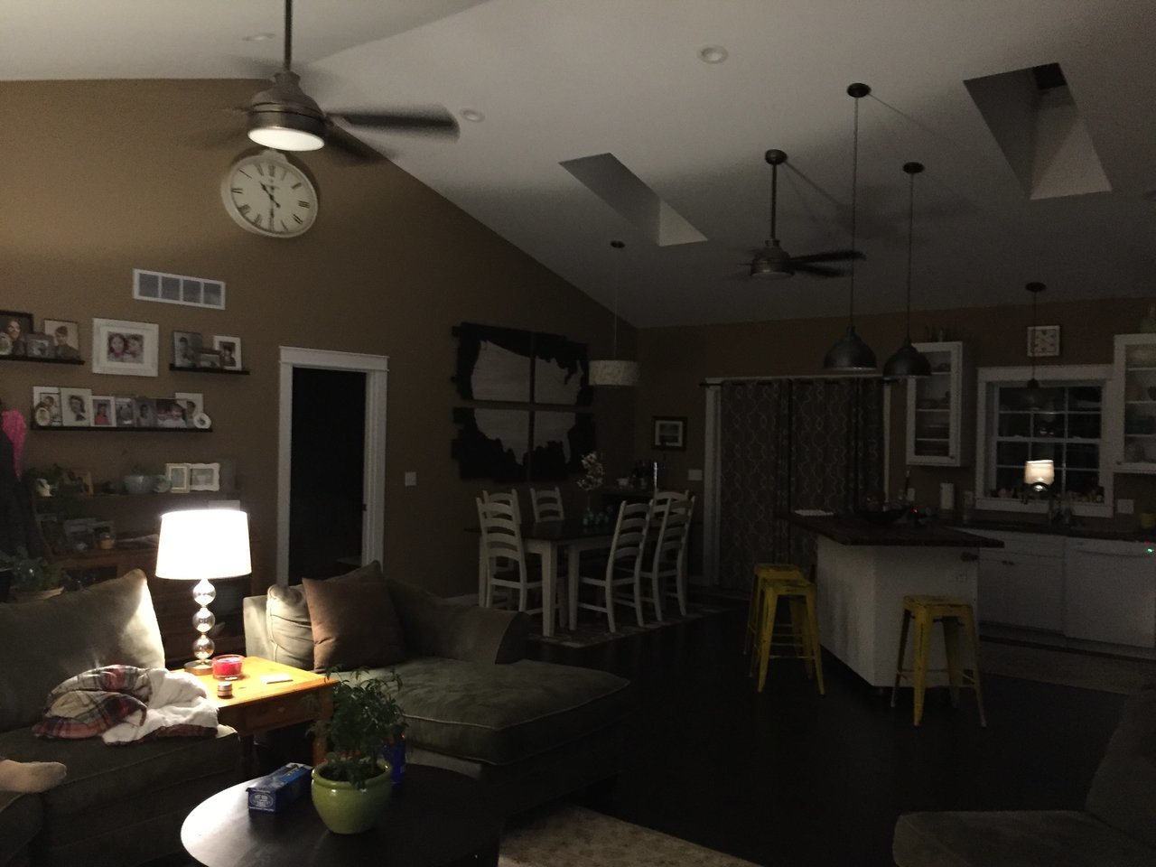 0F726429-D325-489D-9D5C-5636CDADF2DD.jpg