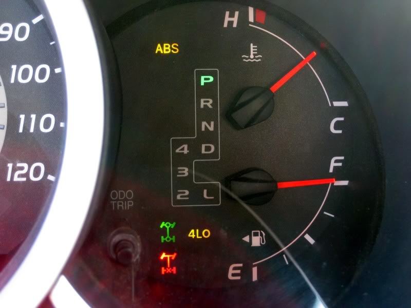 2006 Toyota Flashing Tire Light