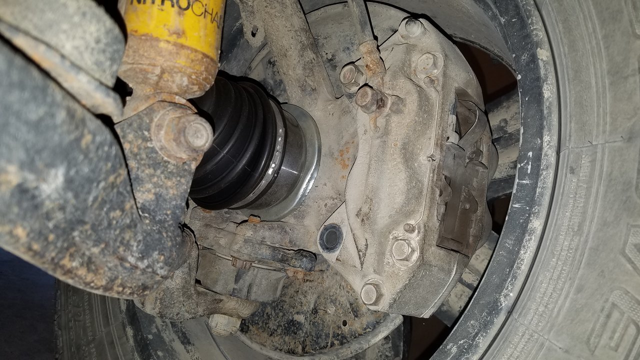 1 bolt missing!.jpg