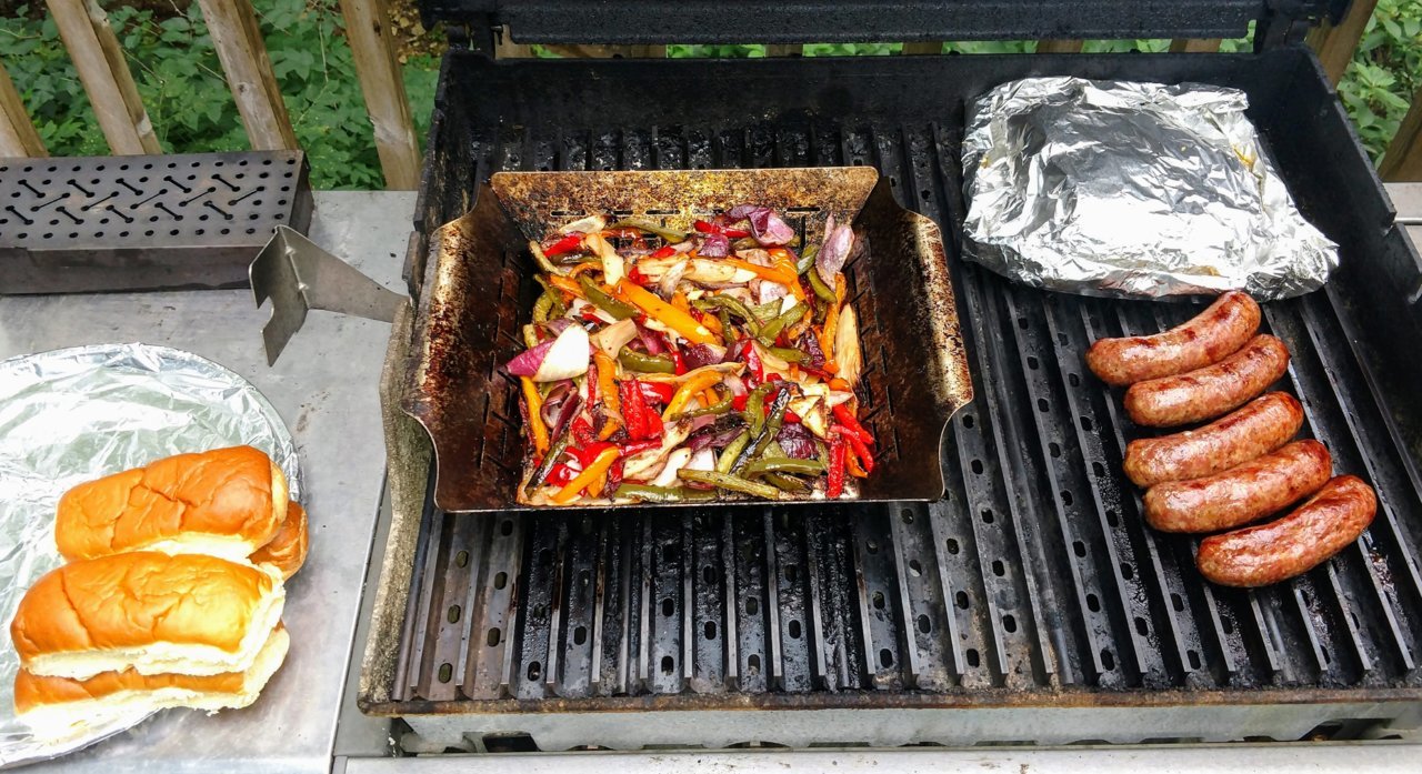 10 grilling Ital Sausage3 done.jpg